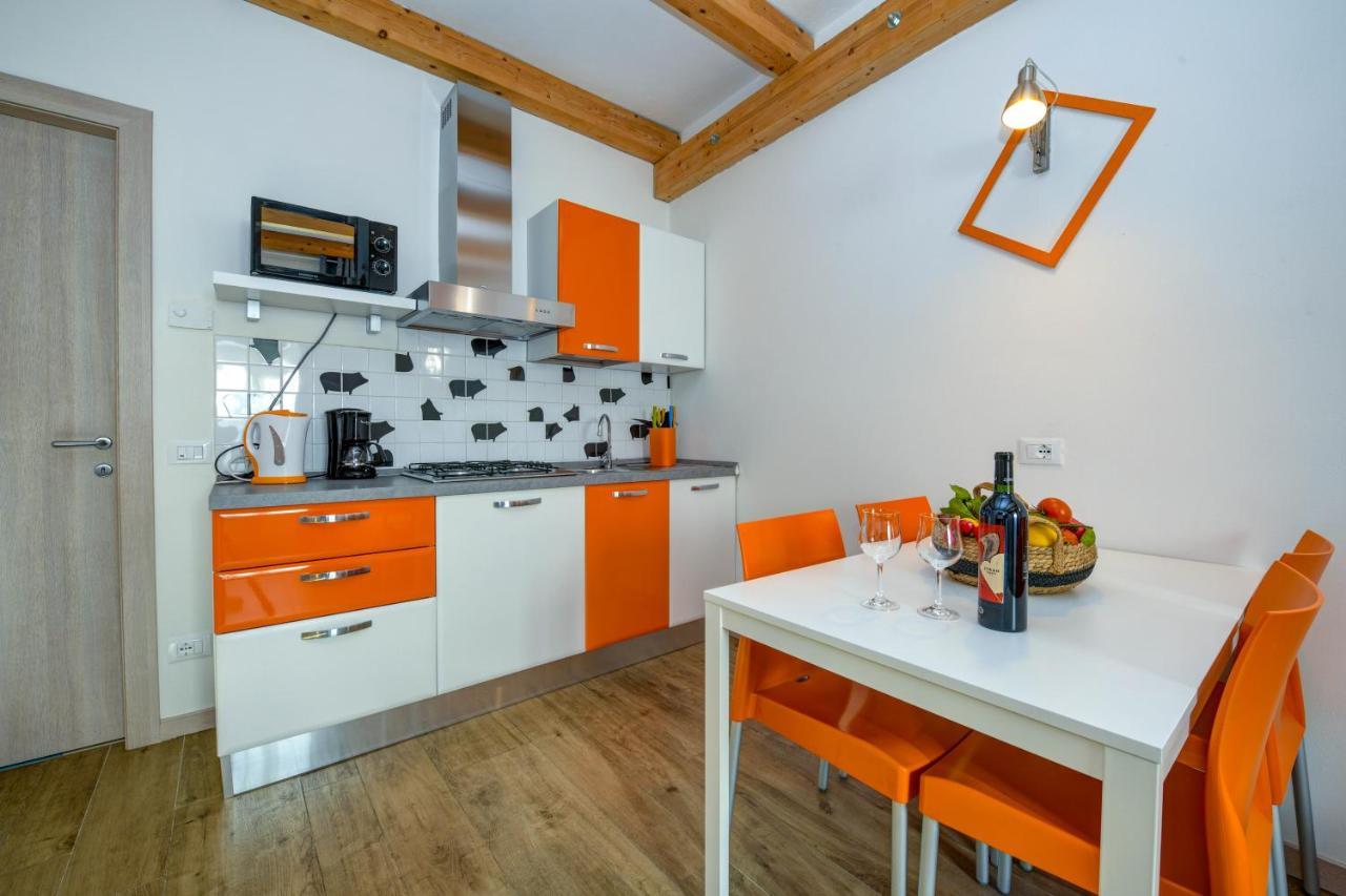 Ferienwohnung Casa Nel Borgo - Il Picchio Tremosine Exterior foto