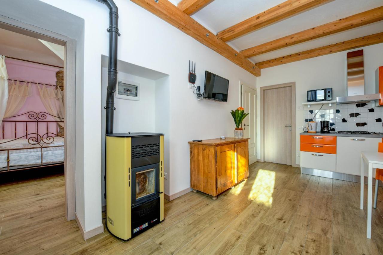 Ferienwohnung Casa Nel Borgo - Il Picchio Tremosine Exterior foto